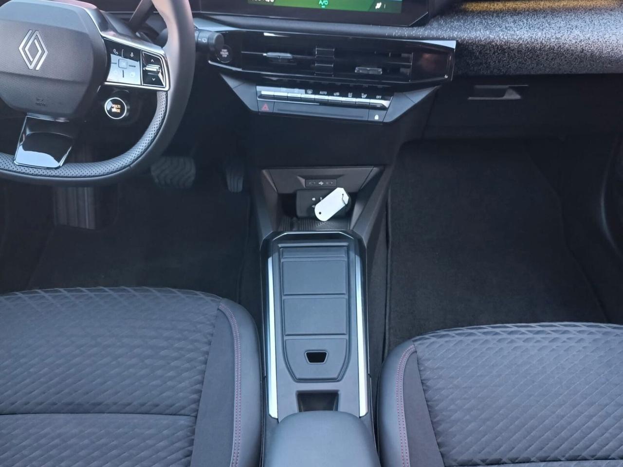 Renault Clio Full Hybrid E-Tech 160 CV 5 porte Techno