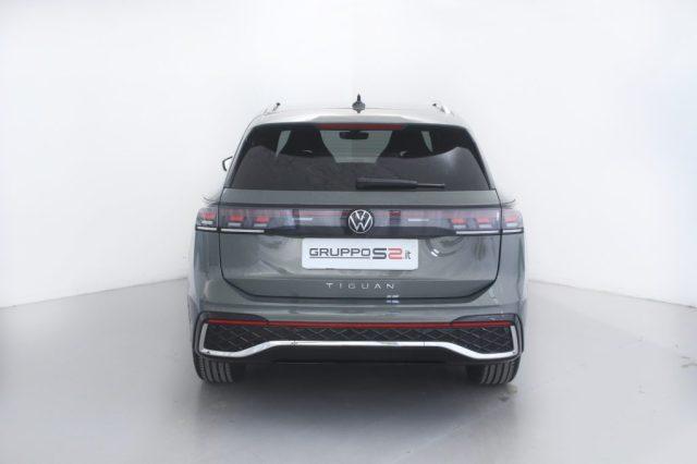 VOLKSWAGEN Tiguan 2.0 TDI 150 CV DSG R-Line IQ.light LED performance