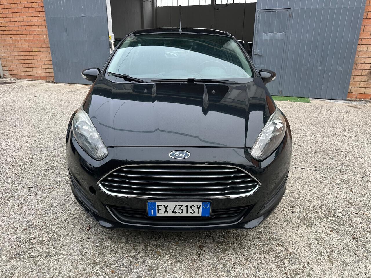 Ford Fiesta 1.5 TDCi 75CV 5 porte Titanium