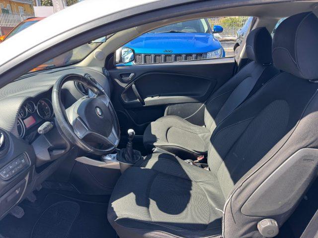ALFA ROMEO MiTo 1.6 JTDm 16V Distinctive Sport Pack