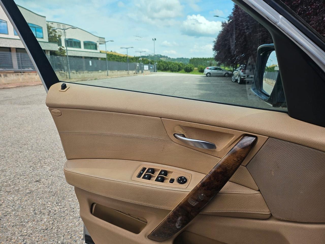 Bmw X3 2.0d cat Futura