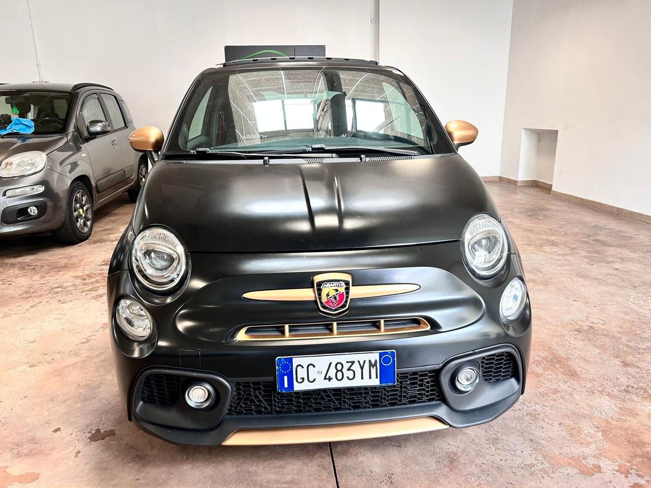Abarth 595 1.4 Turbo T-Jet 165 CV Scorpioneoro