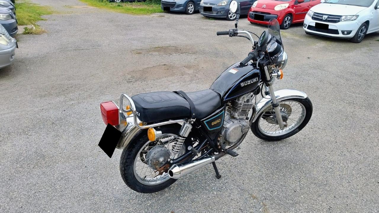 Suzuki GN 250