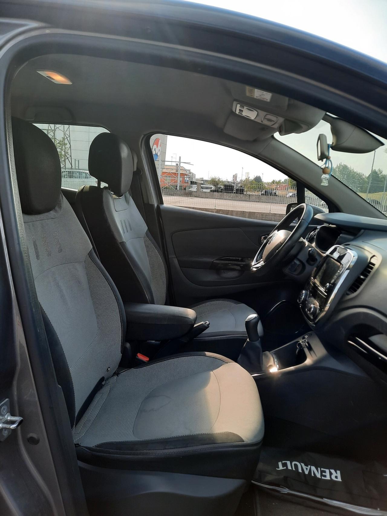 Renault Captur 1.5 dCi 8V 90 CV EDC OK NEOPATENTATI