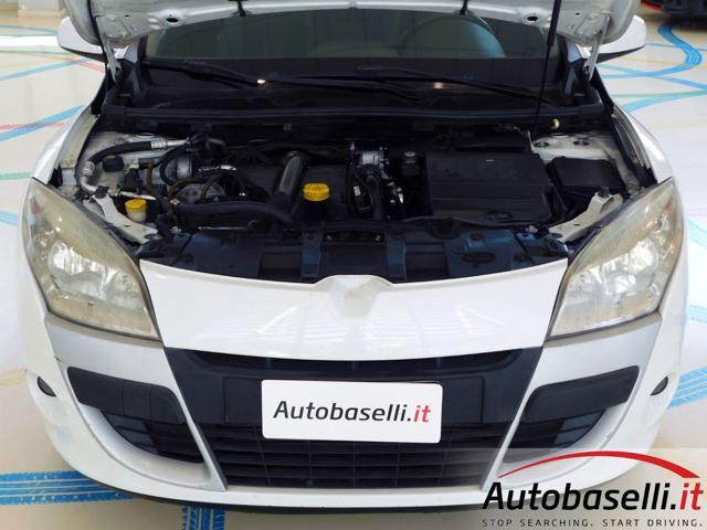 RENAULT Megane MÉGANE III COUPÉ 1.5 DCI 110CV LUXE