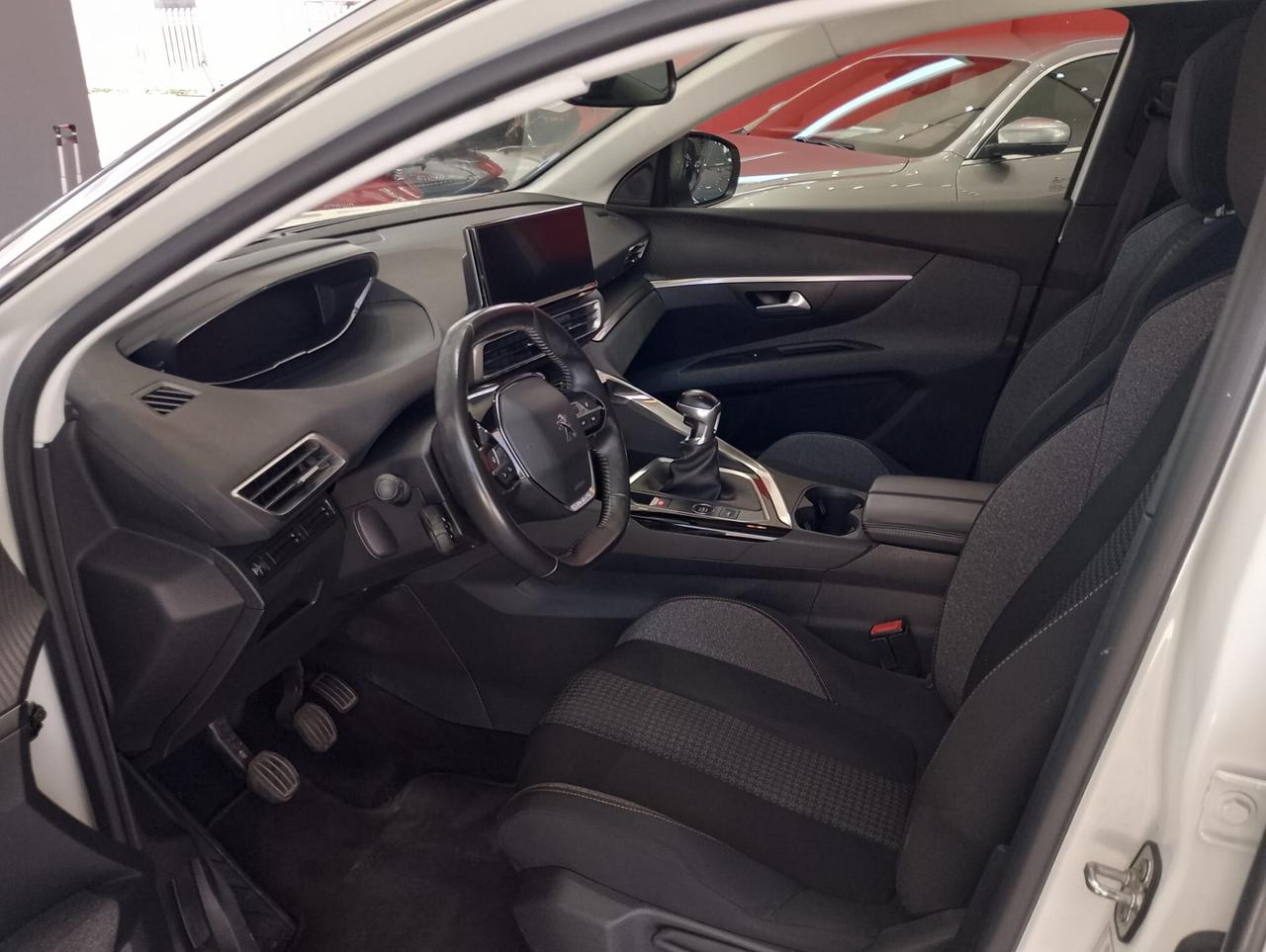 Peugeot 3008 BlueHDi 130 S&S Active