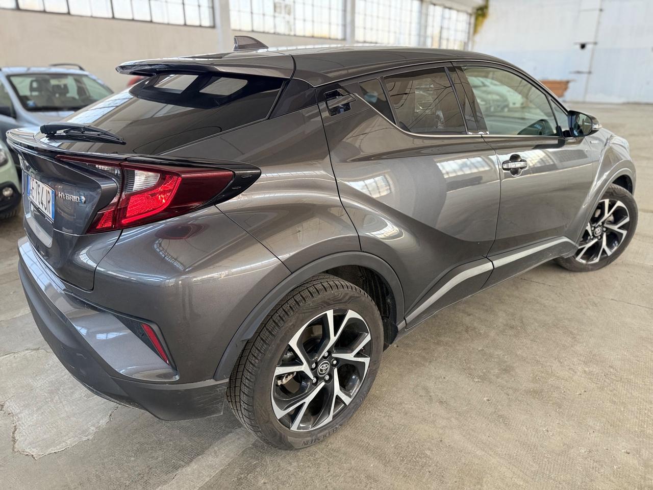 Toyota C-HR 1.8 Hybrid E-CVT Trend