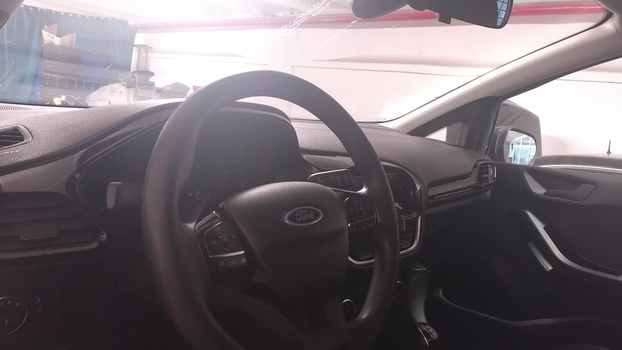 Ford Fiesta 2022 Autocarro