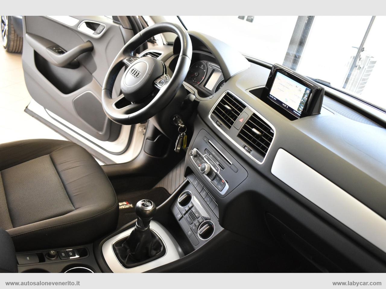 AUDI Q3 2.0 TDI 120CV Business