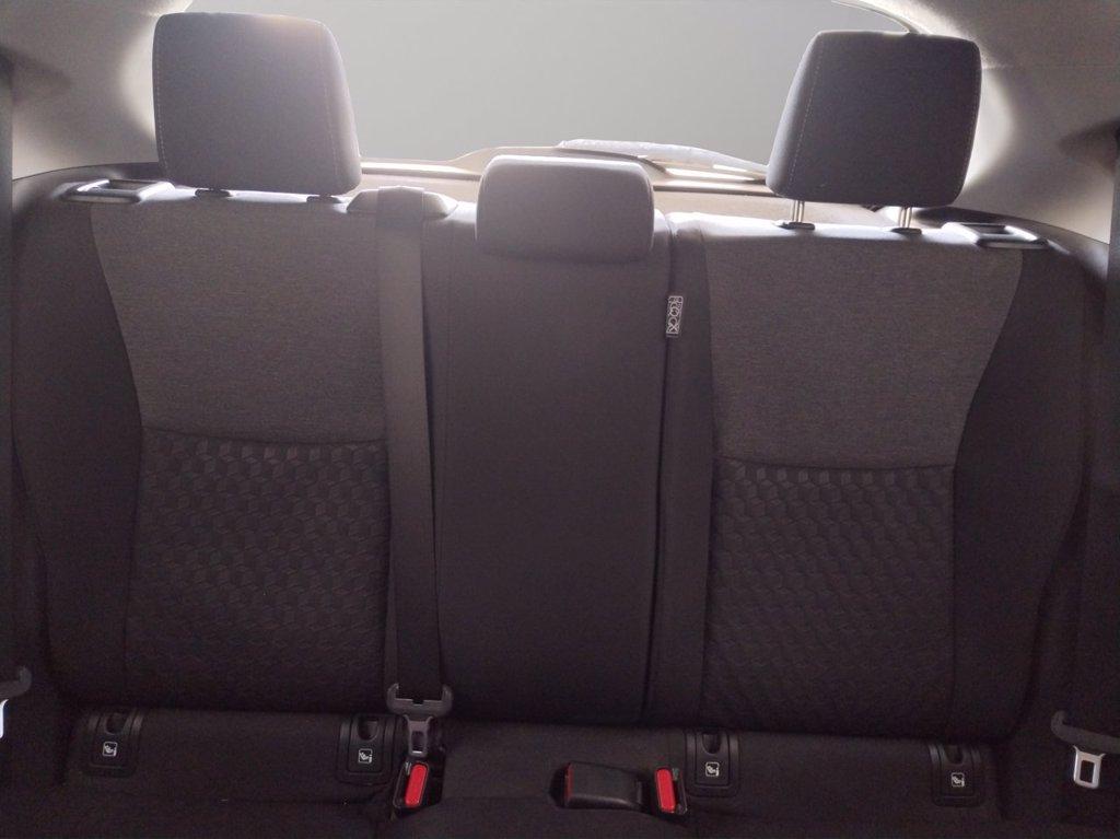 TOYOTA Yaris 1.5h active del 2023