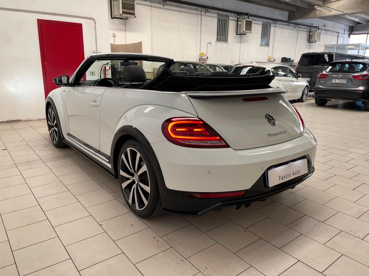Volkswagen Maggiolino Cabrio Sport R Line1.4 TSI 150cv DSG-LEGGI SOTTO