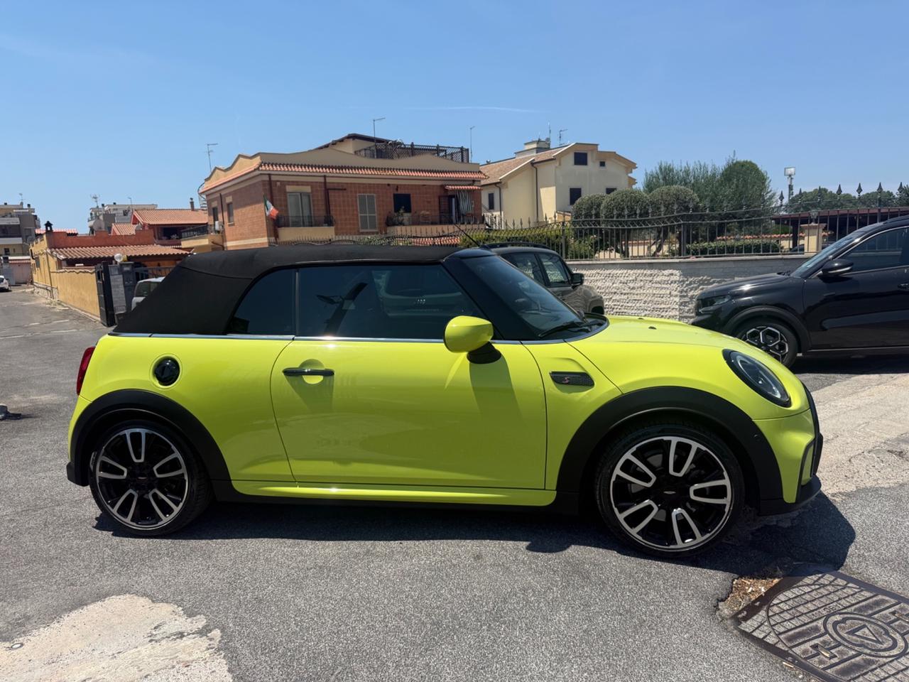 Mini Cooper S Cabrio 2.0 JCW auto Zesty Yellow!!!