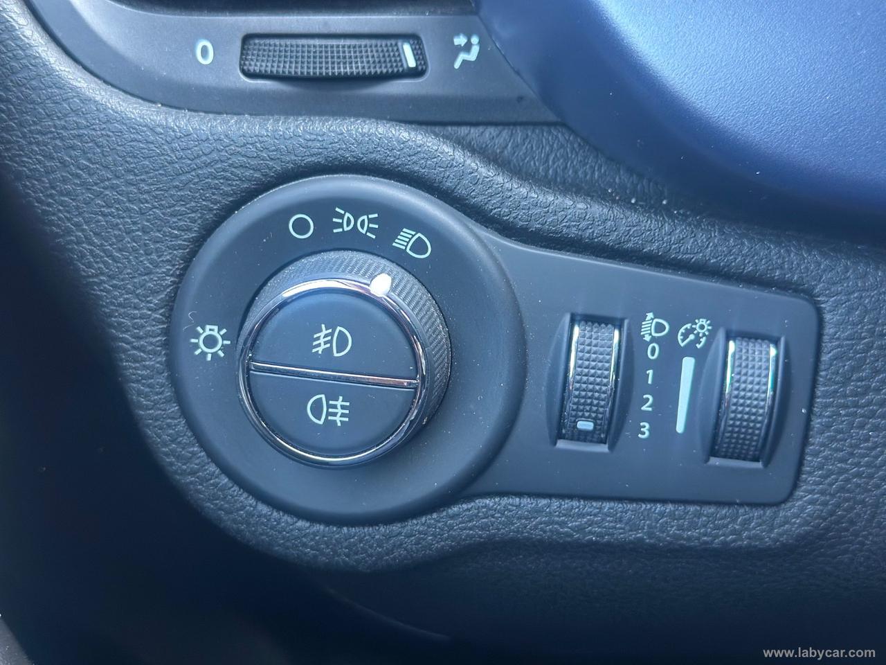 FIAT 500X 1.3 M.Jet 95 CV Hey Google