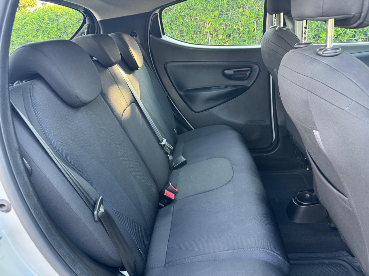 Lancia Ypsilon 1.2 69 CV 5 porte S&S Gold