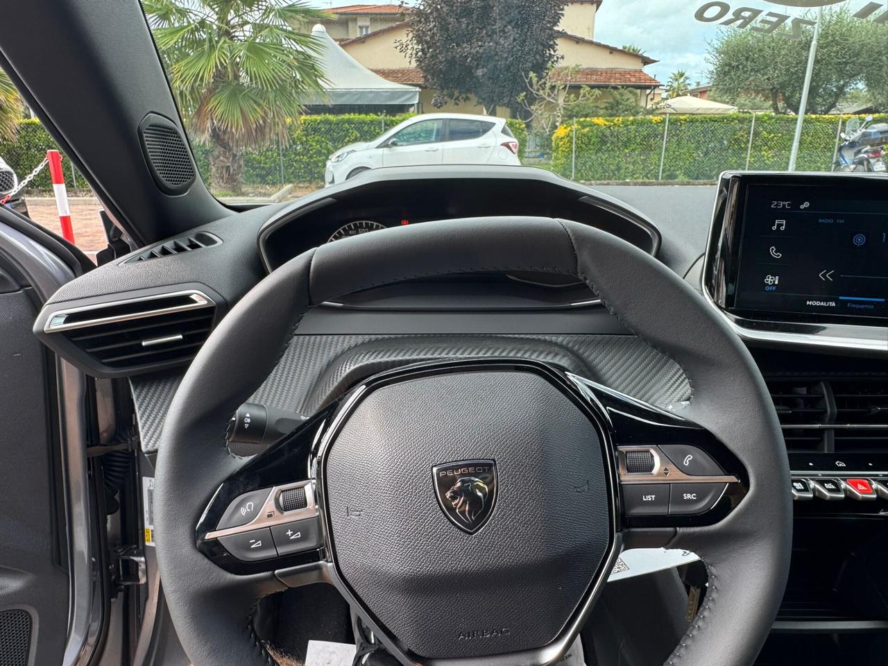 Peugeot 2008 PureTech 100 S&S Style