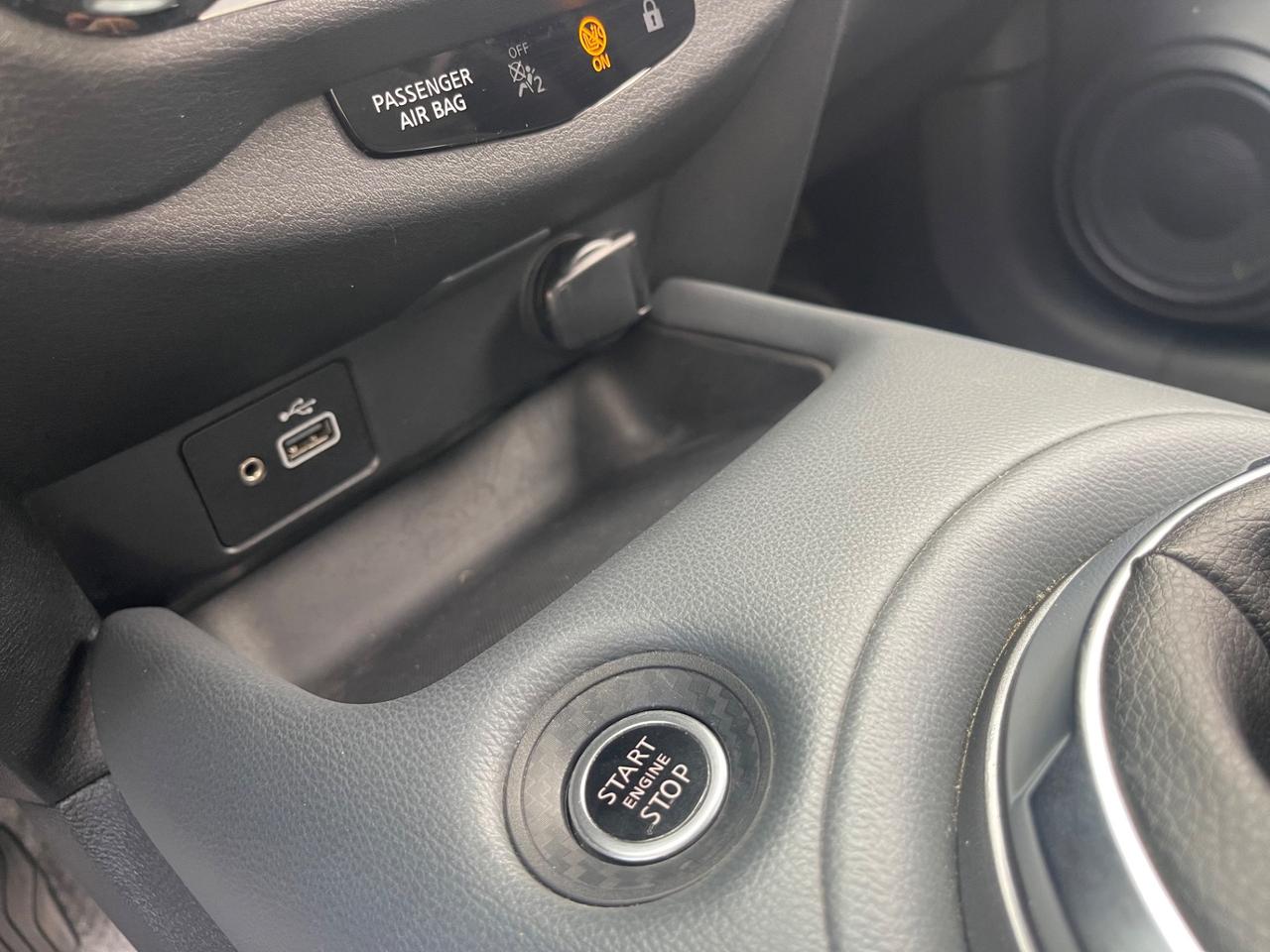 Nissan Juke 1.0 DIG-T 114 CV N-Connecta 34.000 KM CERTIFICATI!!!