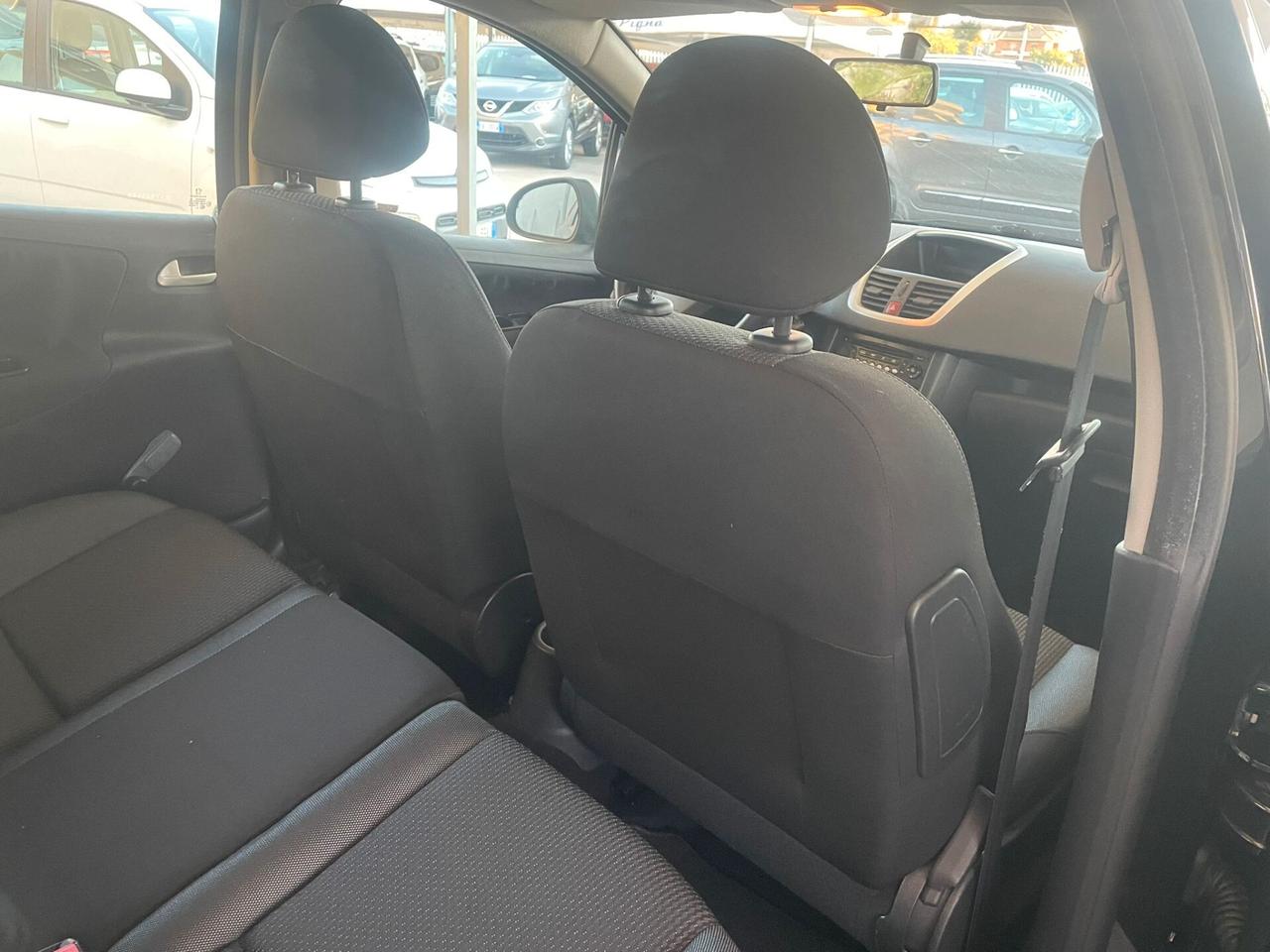 Peugeot 207 1.4 HDi 70CV FAP 5p. XS