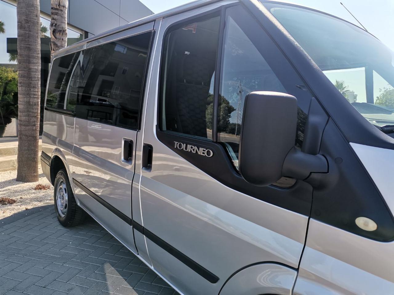 Ford Tourneo 2.2 TDCi/110cv Minibus 8 POSTI