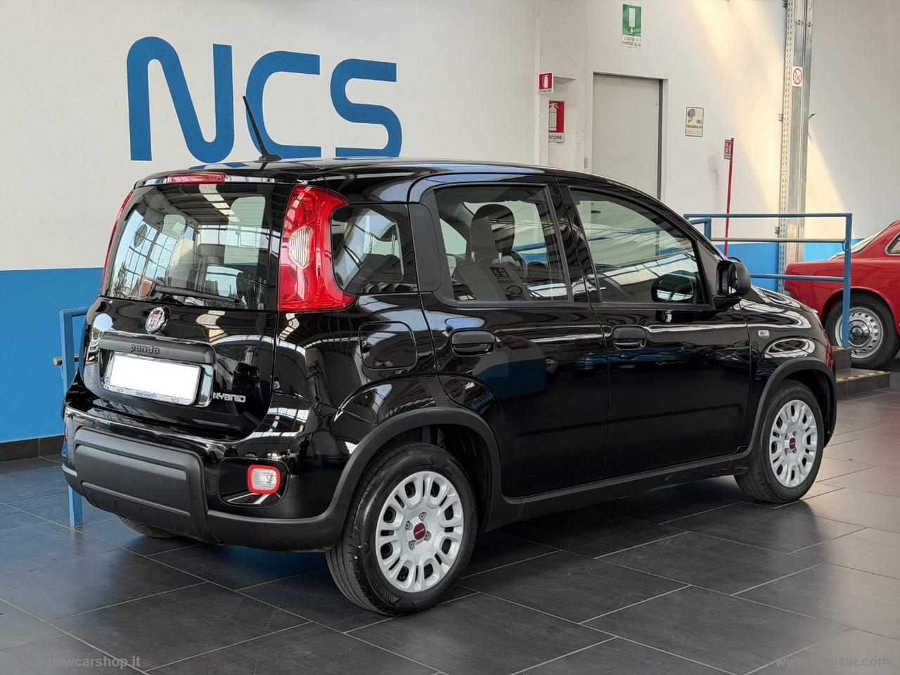 FIAT Panda 1.0 FireFly S&S Hybrid NEOPATENTATI