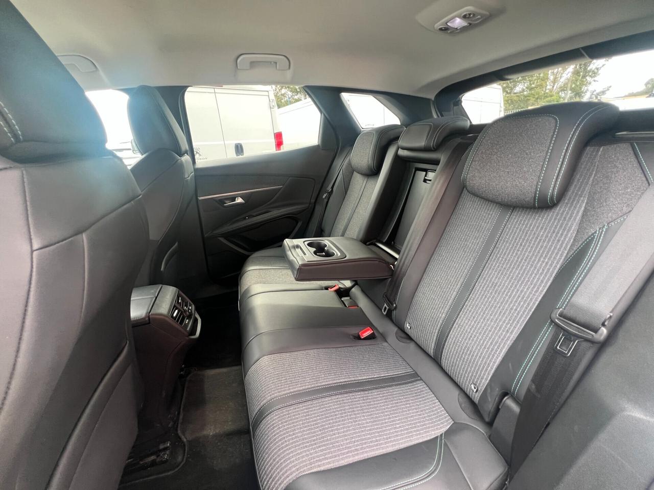 Peugeot 3008 Allure Automatica 1.5 Hdi