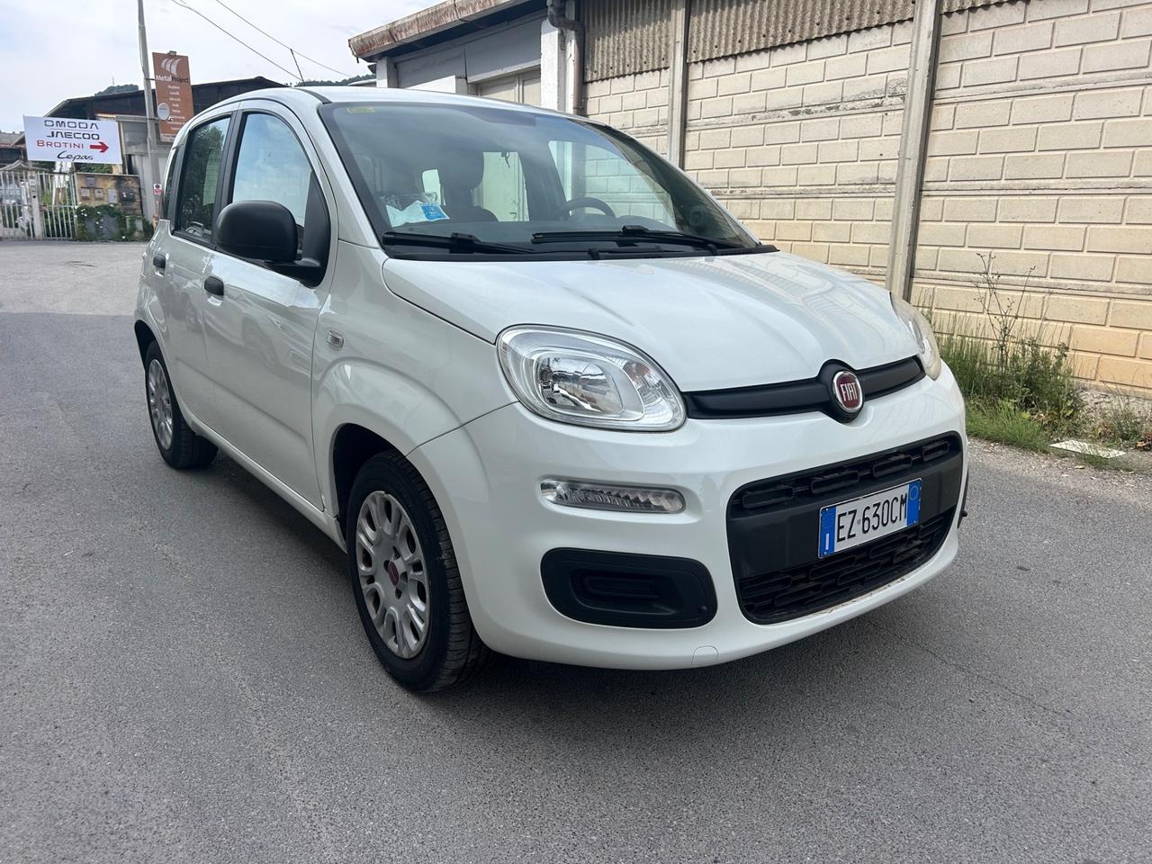 Fiat Panda 1.2 Lounge Solo 84 mila km!