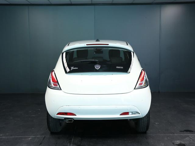 LANCIA Ypsilon 1.0 FireFly 5 porte S&S Hybrid Ecochic Gold