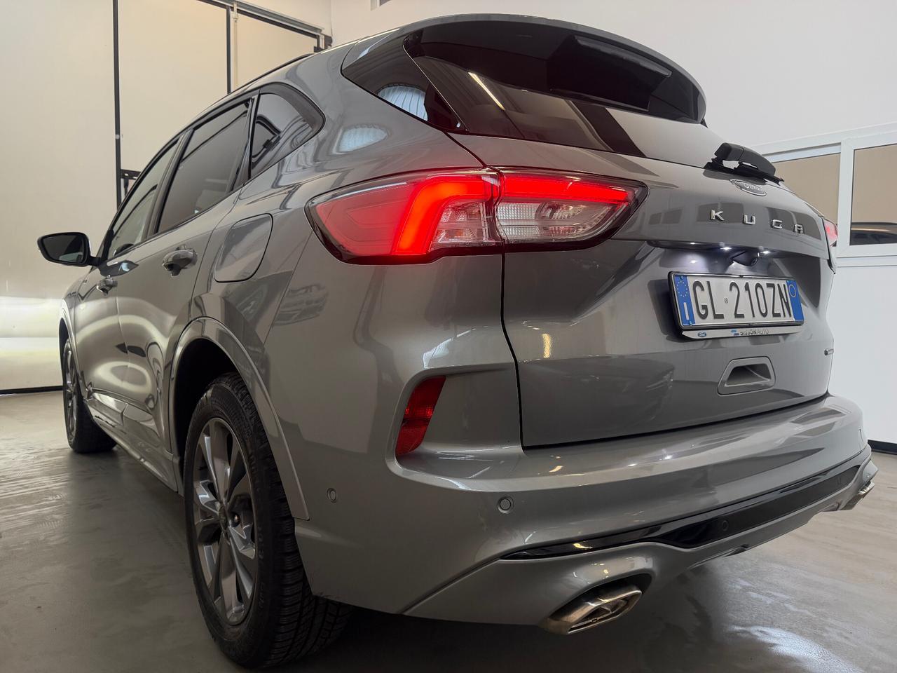 Ford Kuga 2.5 Plug In Hybrid 225 CV CVT 2WD ST-Line X
