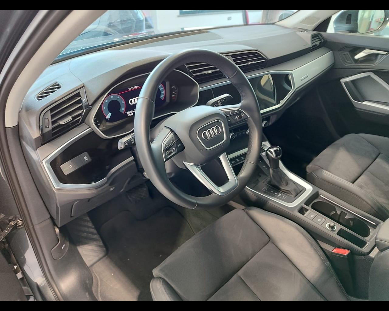 AUDI Q3 2ª serie - Q3 35 TDI quattro S tronic S line edition