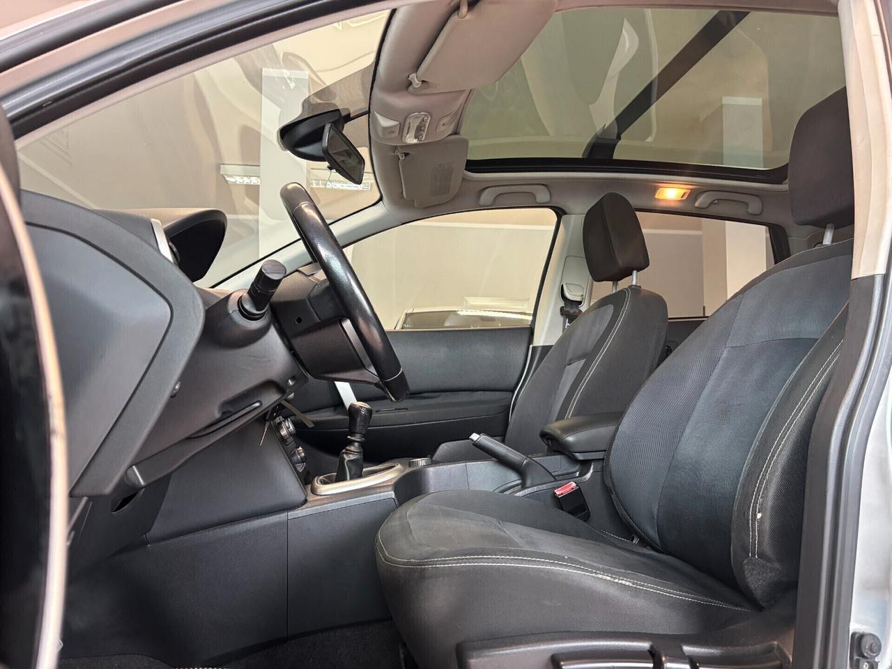 Nissan Qashqai 2.0 dci Tekna 4x4