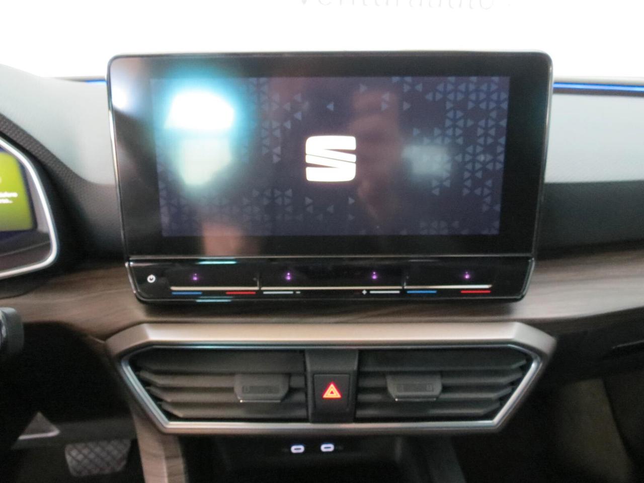 Seat Leon Sportstourer 1.5 eTSI 150 CV DSG Xcellence