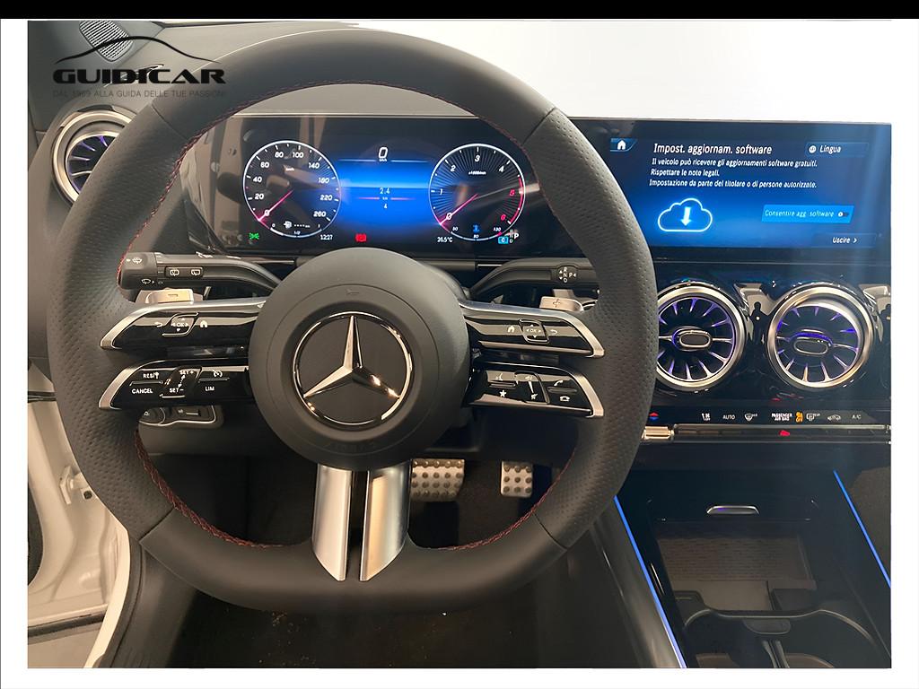 Mercedes-Benz GLA 180 d Automatic