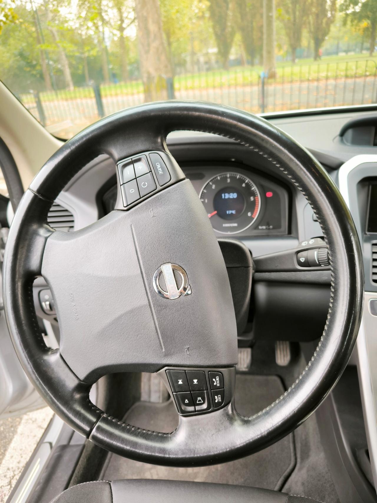 Volvo XC60 2.4 D 163 CV AWD Summum