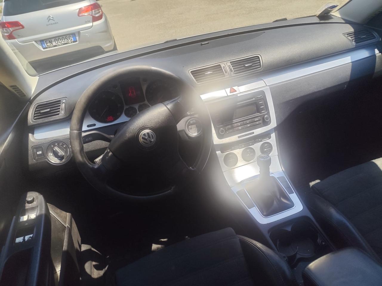 Volkswagen Passat 2.0 TDI cat Var. Highline DPF