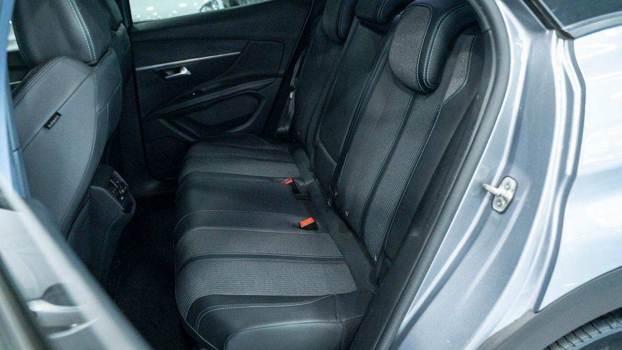Peugeot 3008 1.5 BLUEHDI ALLURE PACK EAT8 S&S 131CV AUTO VIRTUAL PELLE FULL OPTIONAL