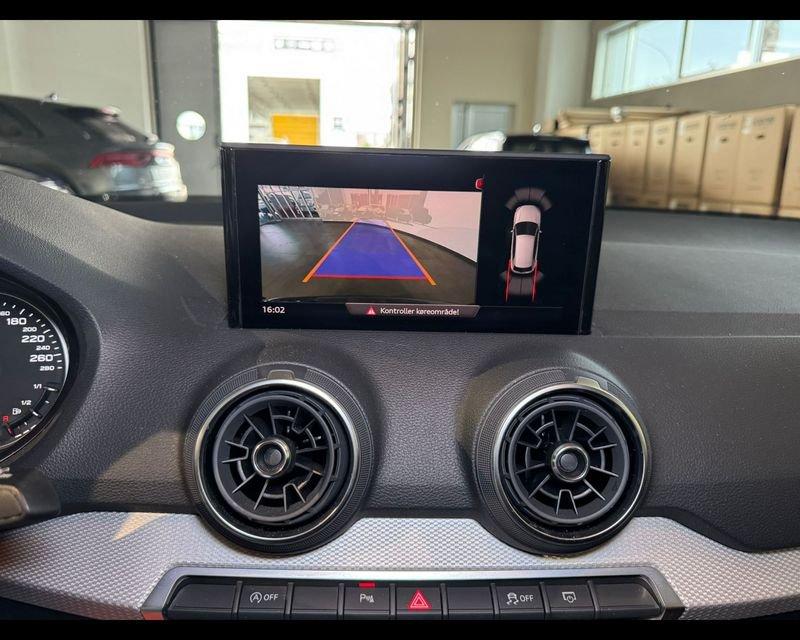 Audi Q2 30 TFSI Admired Advanced