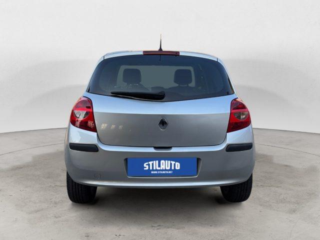 RENAULT Clio 1.5 dCi 85CV 5 porte Le Iene NEOPATENTATI