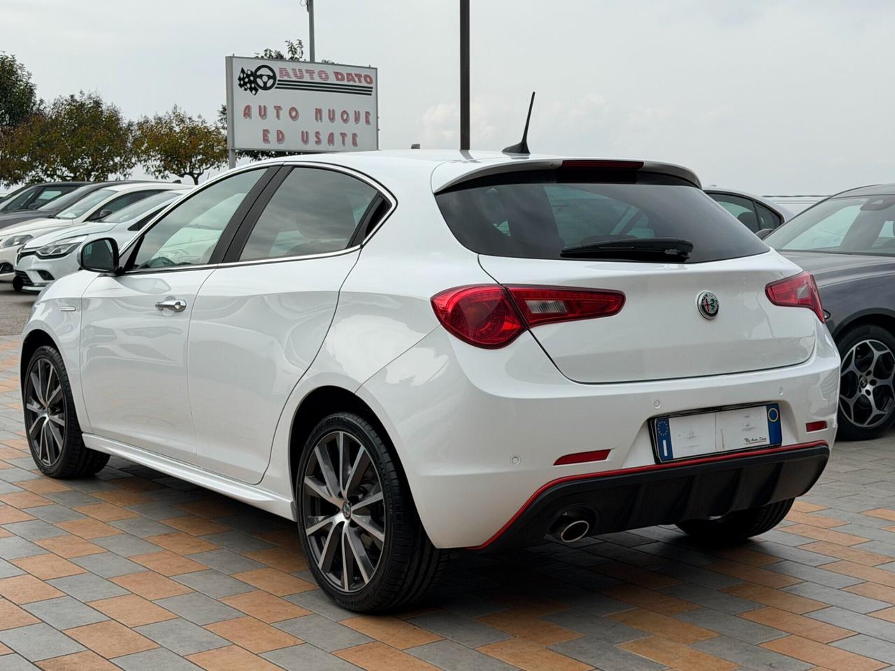 Alfa Romeo Giulietta 1.6 M.JET 120 cv. SUPER (Pack Sport)