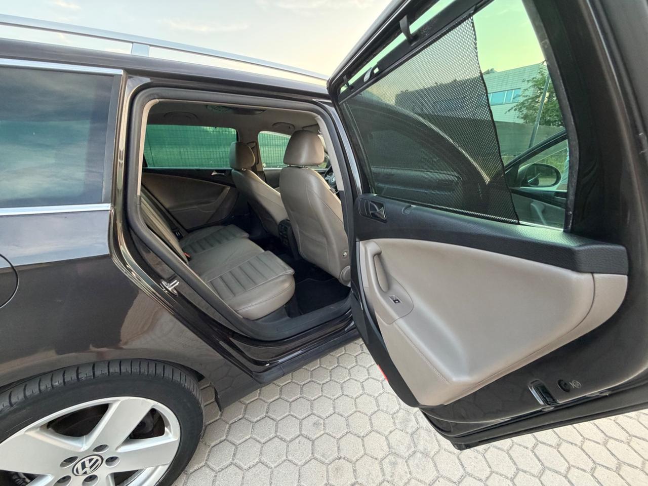 Volkswagen Passat 2.0 TDI DPF 4mot. Var. Highline