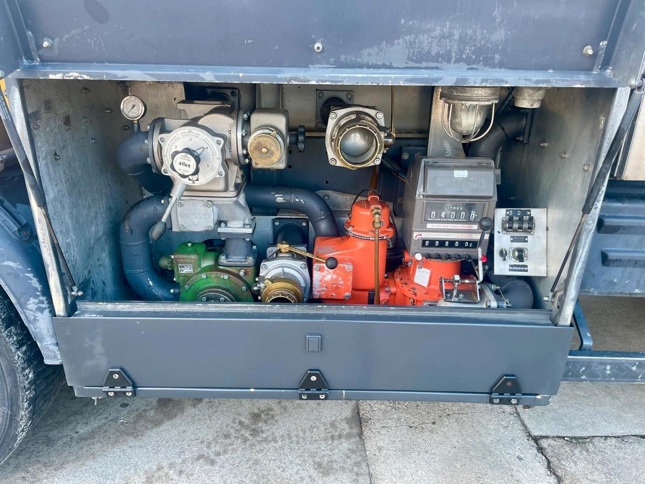 Volvo FL6-250 - CISTERNA TRASPORTO CARBURANTE CON POMPA CONTALITRI