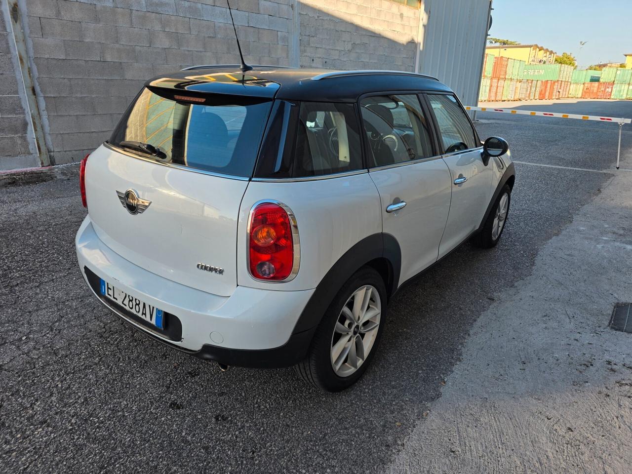 Mini Cooper Countryman 1.6 AUTOM