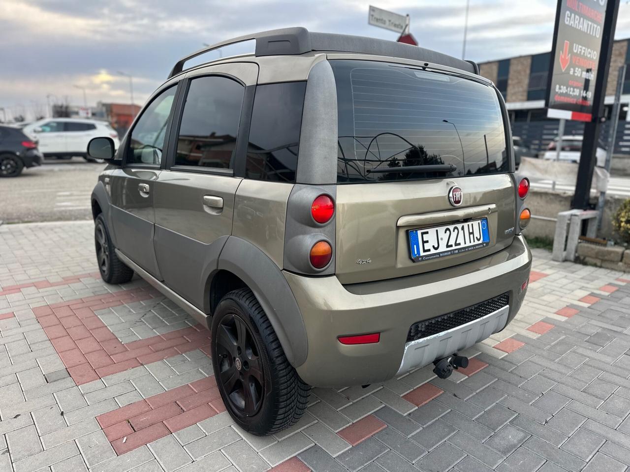 Fiat Panda 1.3 MJT 4x4 Cross GANCIO TRAINO