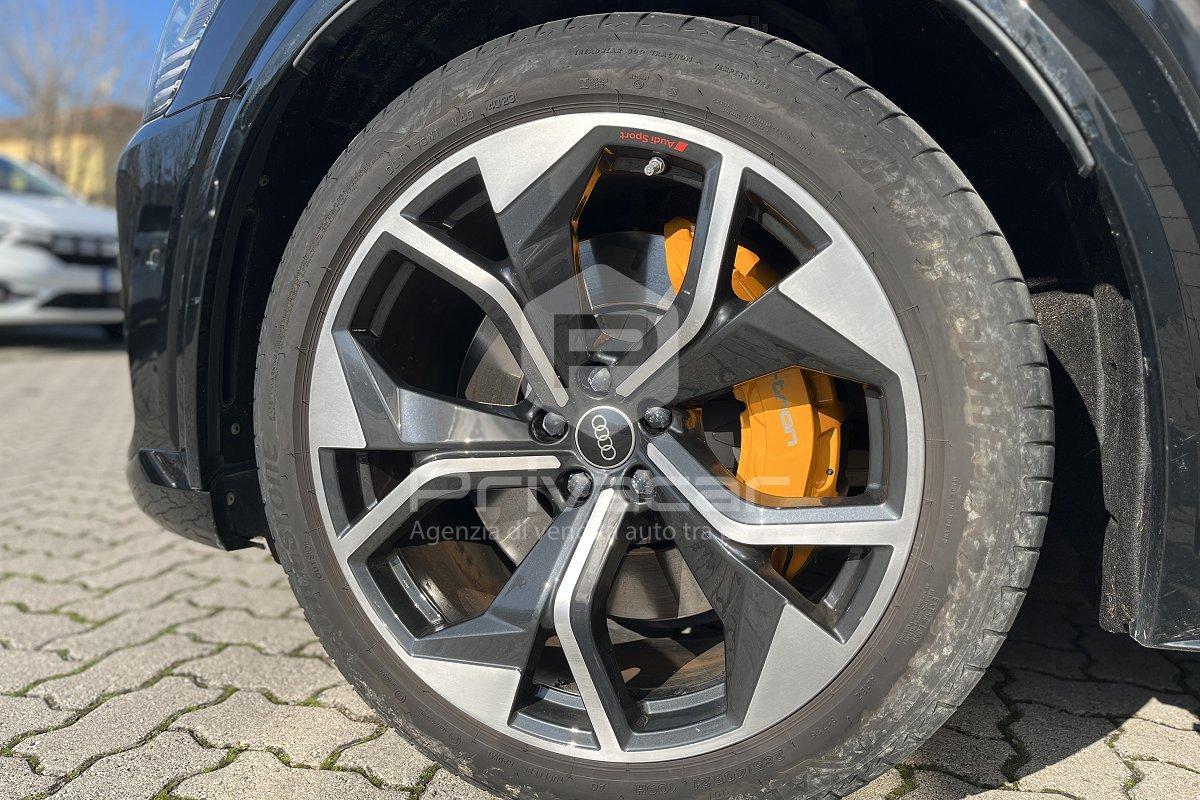 AUDI e-tron S SPB sport attitude