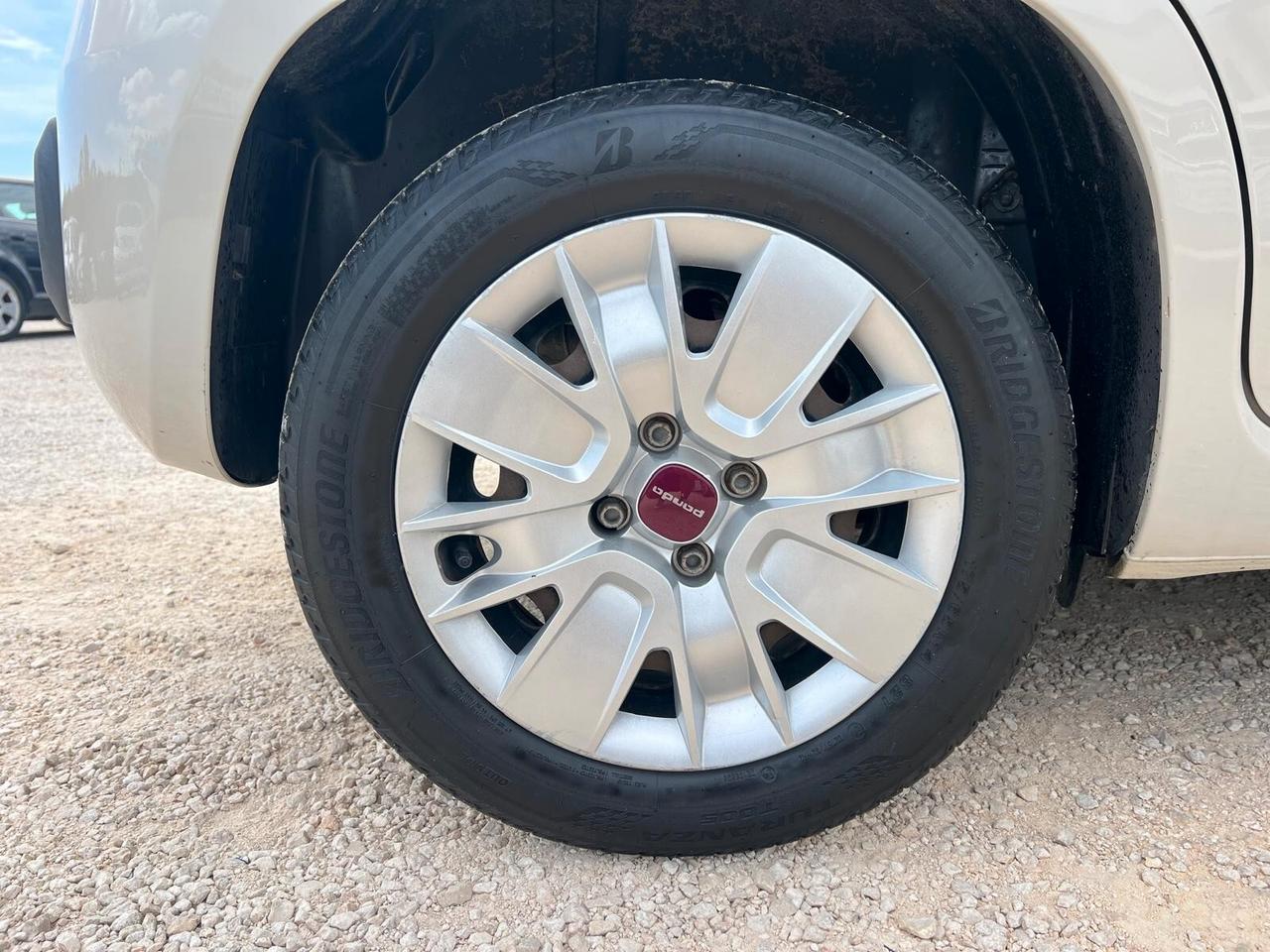 Fiat Panda 1.2 69 cv come nuova ok neopatentati
