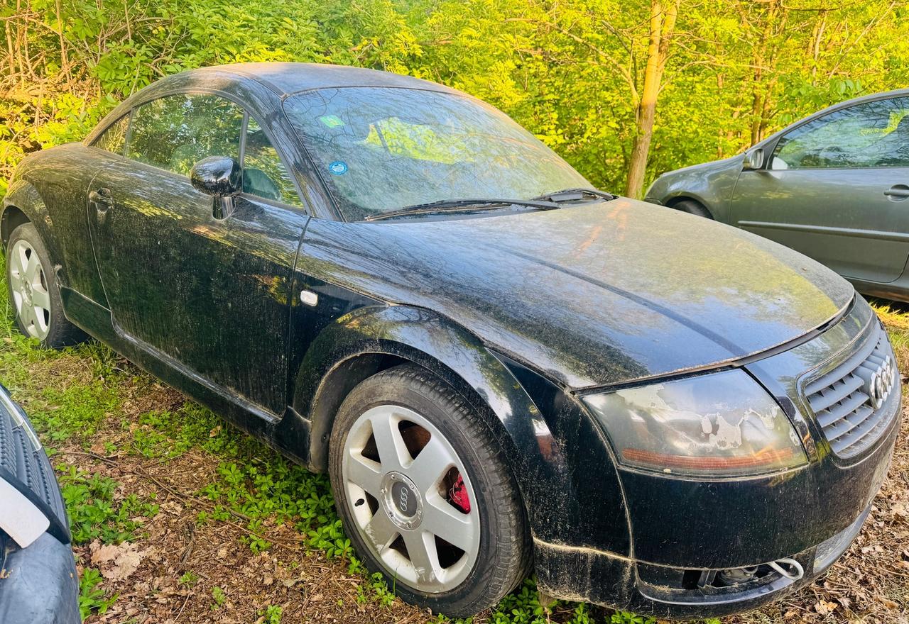 Audi TT Coupé 1.8 T 20V 179CV Per Ricambi anche intera