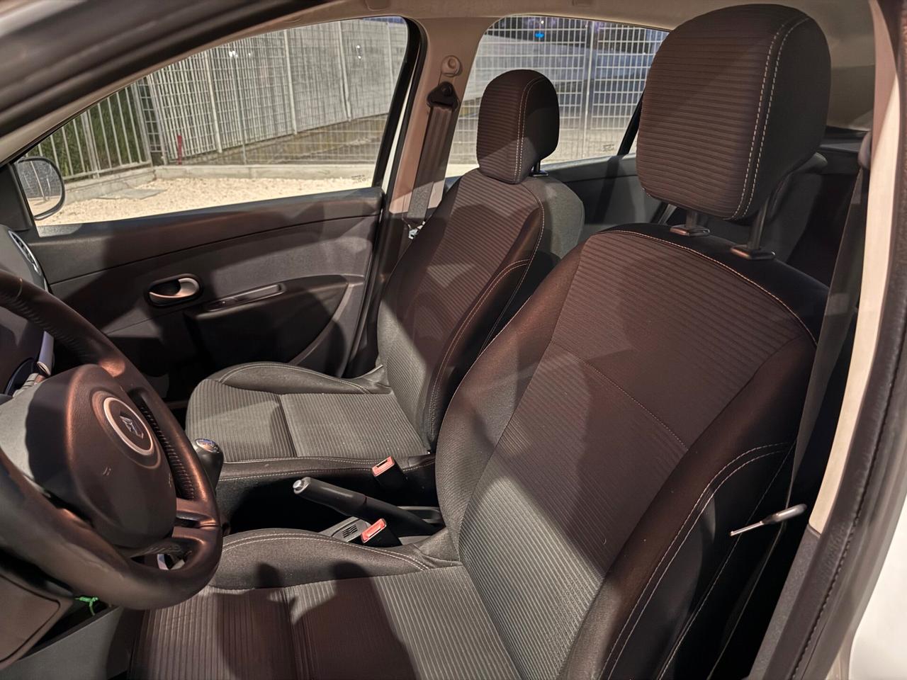 Renault Clio 1.2 16V TCE 105CV SporTour Live!