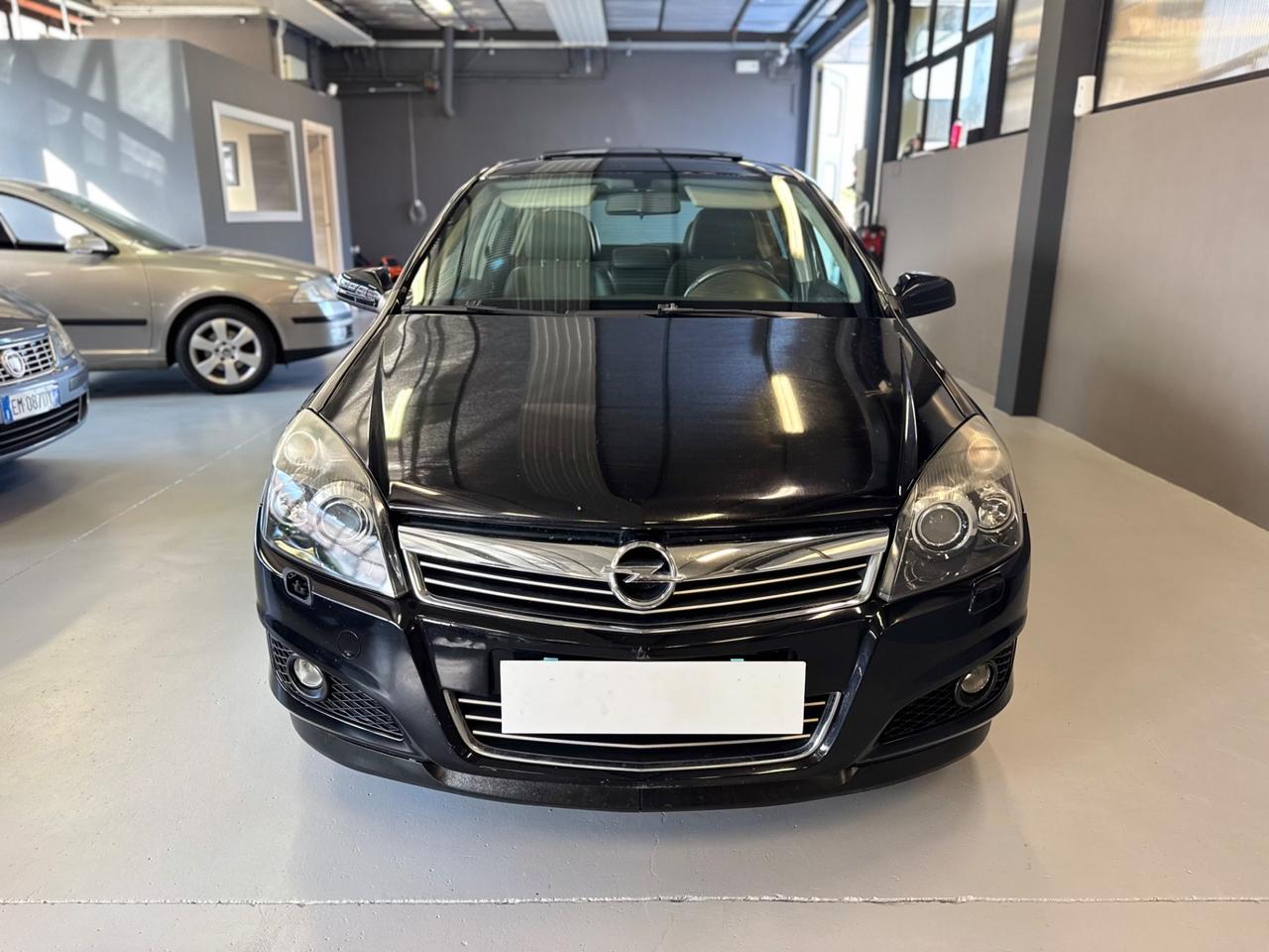Opel Astra 1.7 CDTI 101CV 5 porte Cosmo