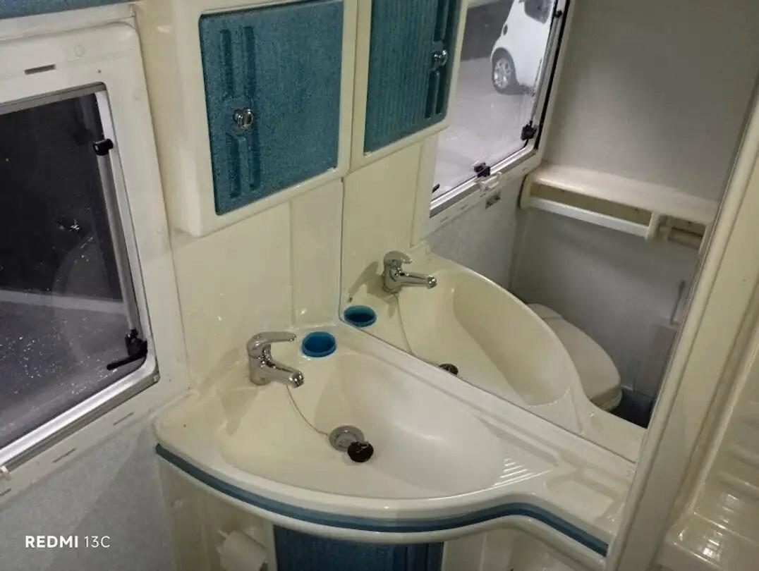 Iveco LAIKA ECO VIP 400 FRECCIA D'ORO GEMMELLATO