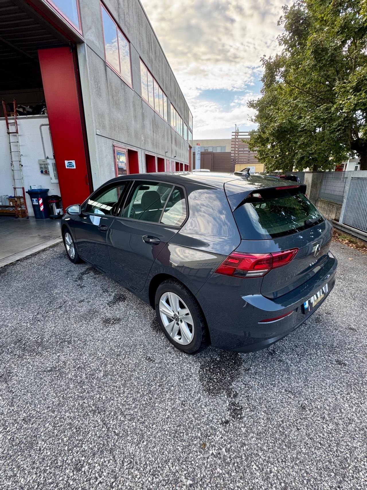 Volkswagen Golf 1.0 TSI EVO Life