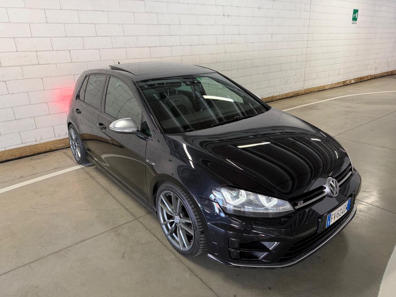 Volkswagen Golf R 2.0 5p.