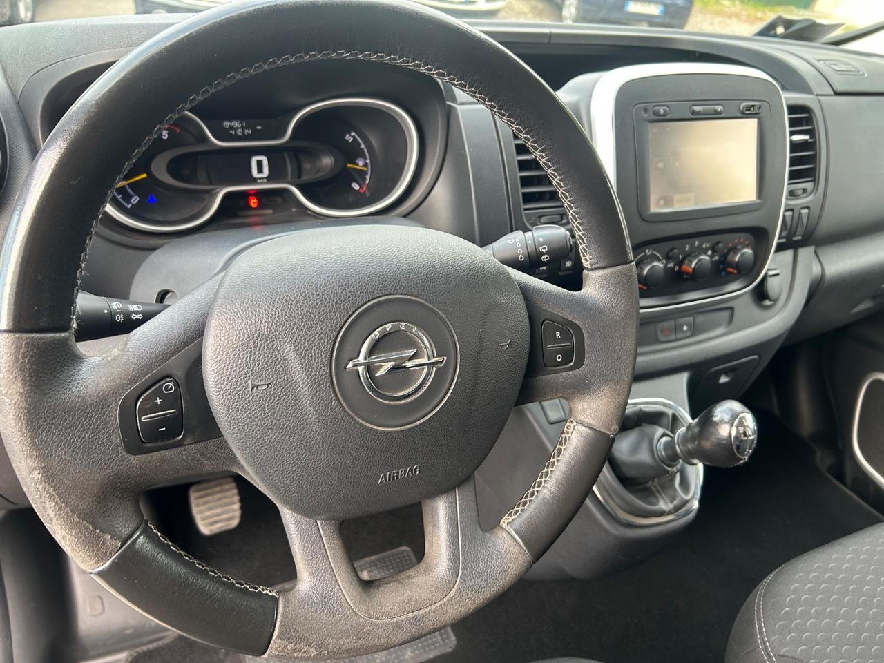 Opel Vivaro 29 1.6 CDTI 9 Posti Gancio Traino Extra long